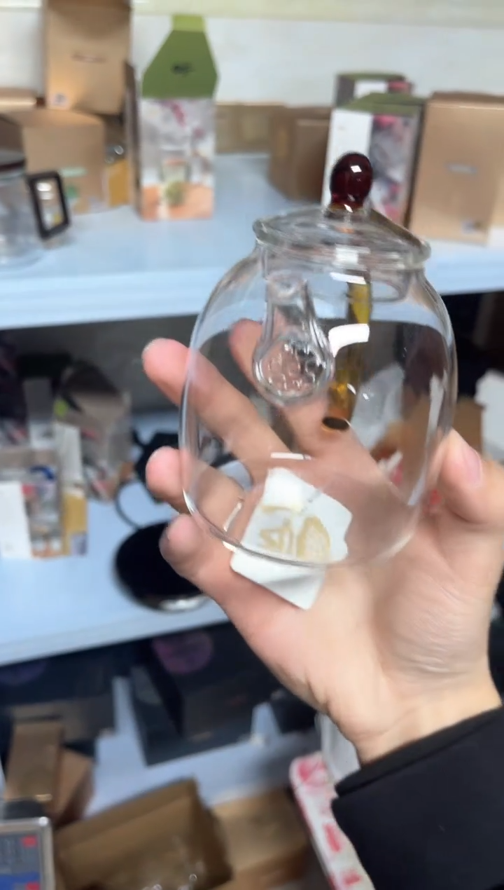 【闪购商品】宴臣壶琥珀色。。。