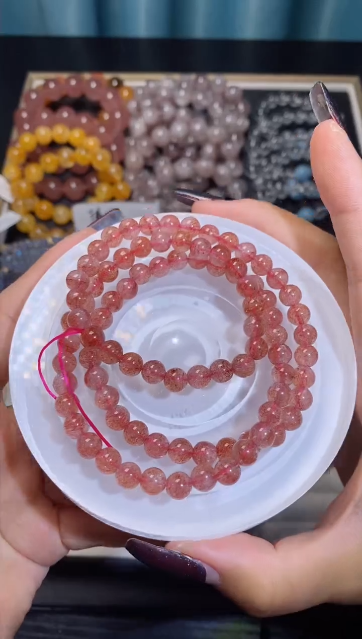 【闪购商品】水晶手串未镶嵌三圈草莓晶225