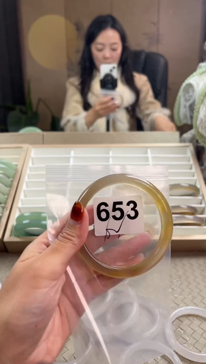 手镯玛瑙/玉髓未镶嵌653