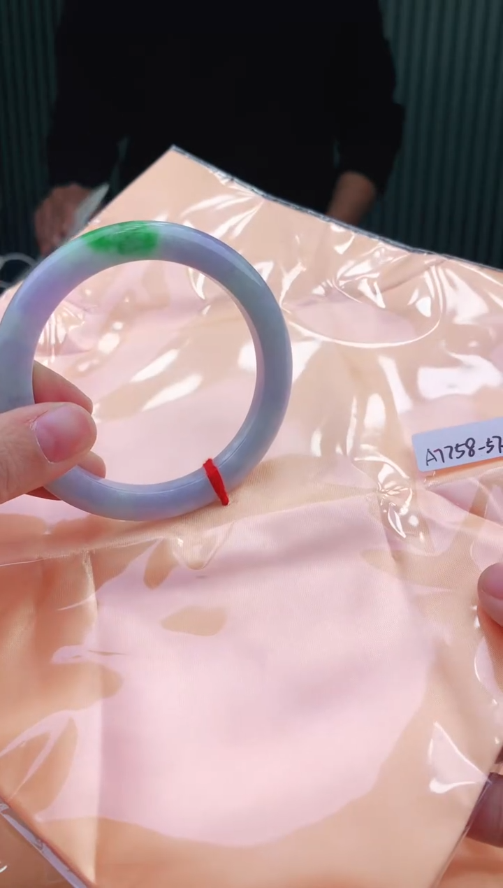 未镶嵌手镯翡翠57