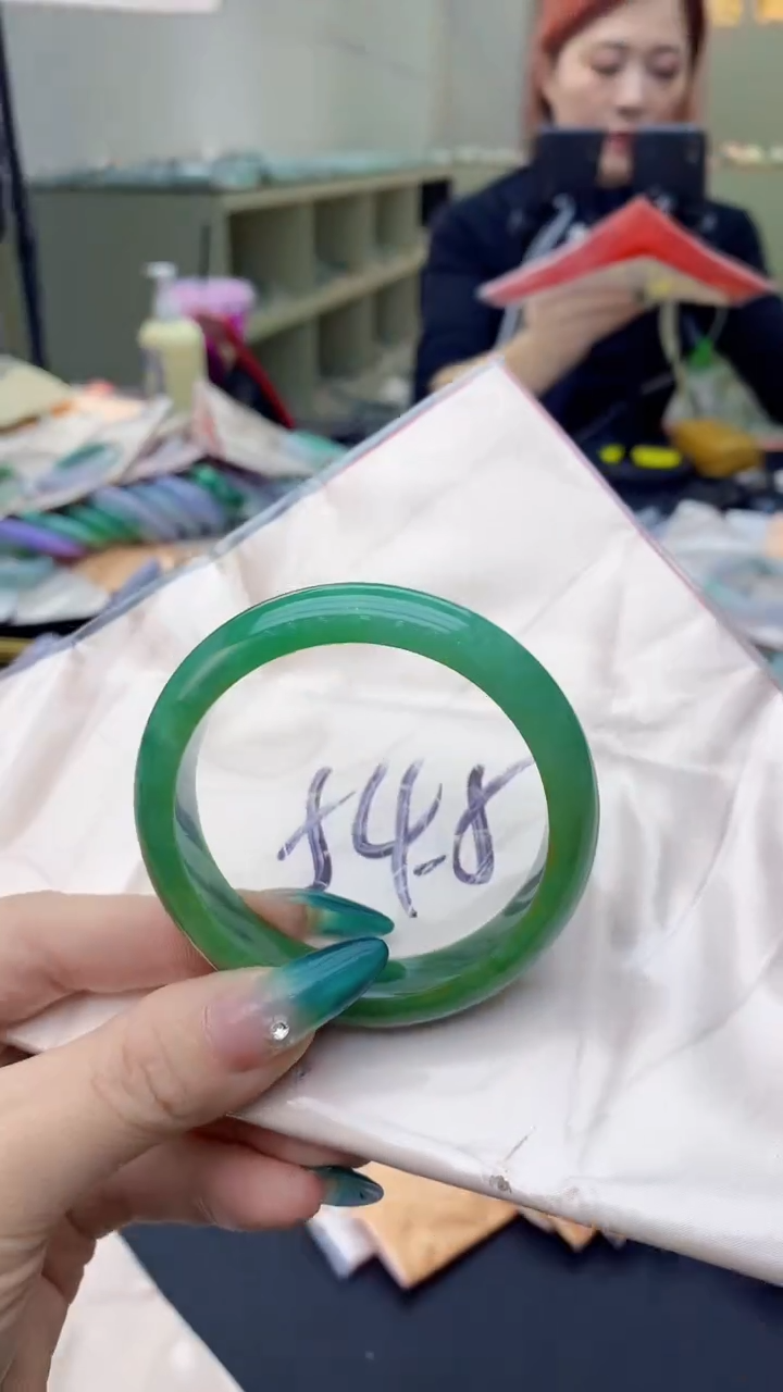 【闪购商品】翡翠手镯未镶嵌0632374848