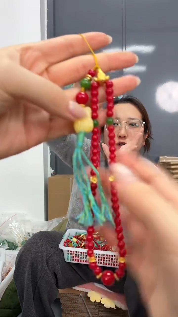 【慧慧甄选】高端轻奢手链多样性发货HF4353S