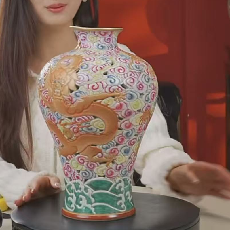 国呈拍卖古董瓷器