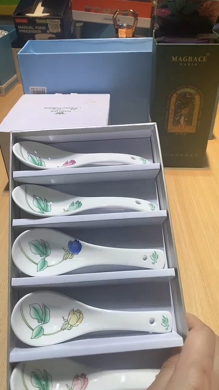 【闪购商品】瓷片锅碗瓢盆一件不剩