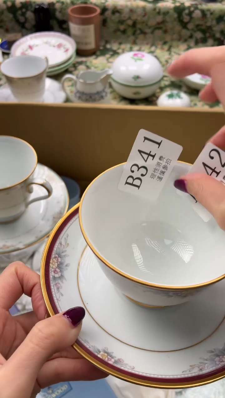 瓷片山****✨       B342