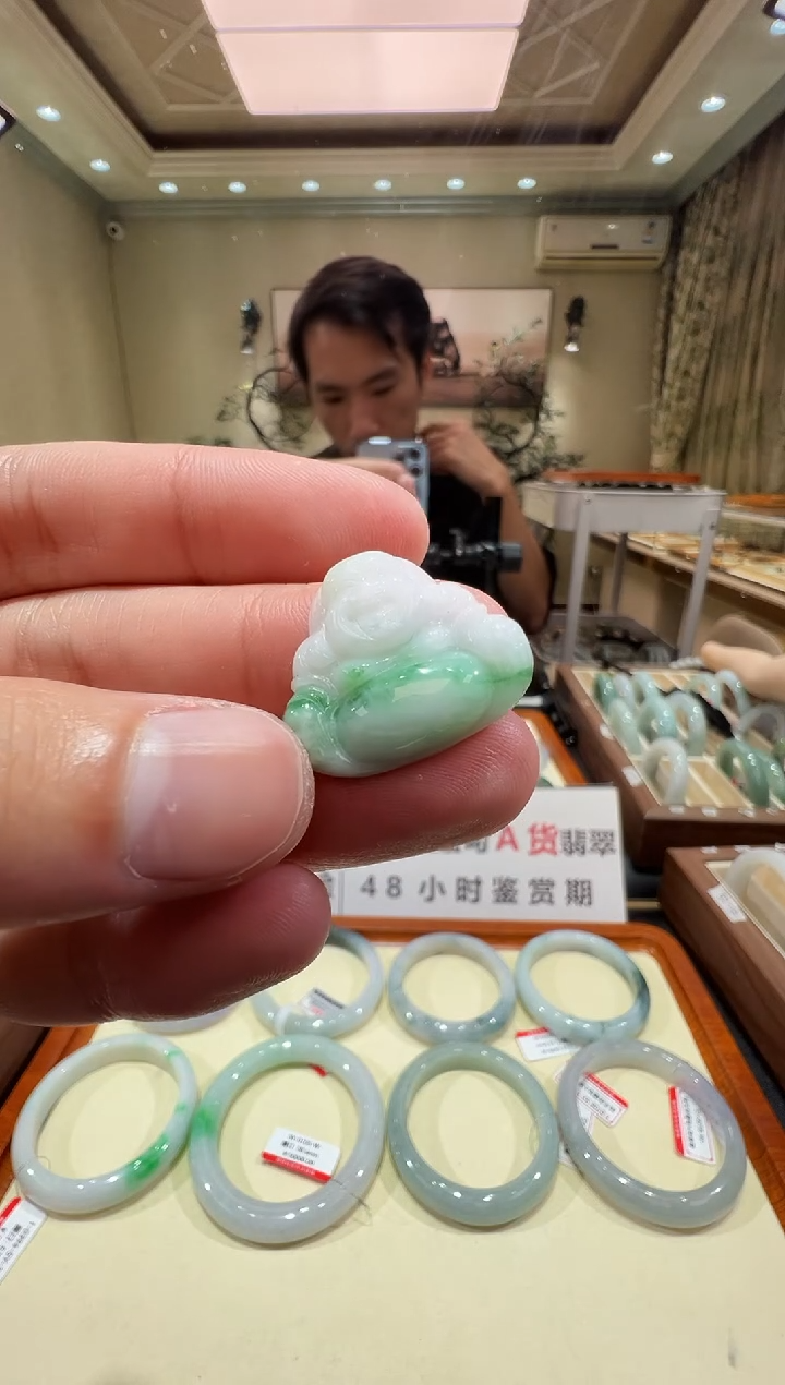 颈饰未镶嵌翡翠-纯天然缅甸A货翡翠带色佛公吊坠-22*25*6.3