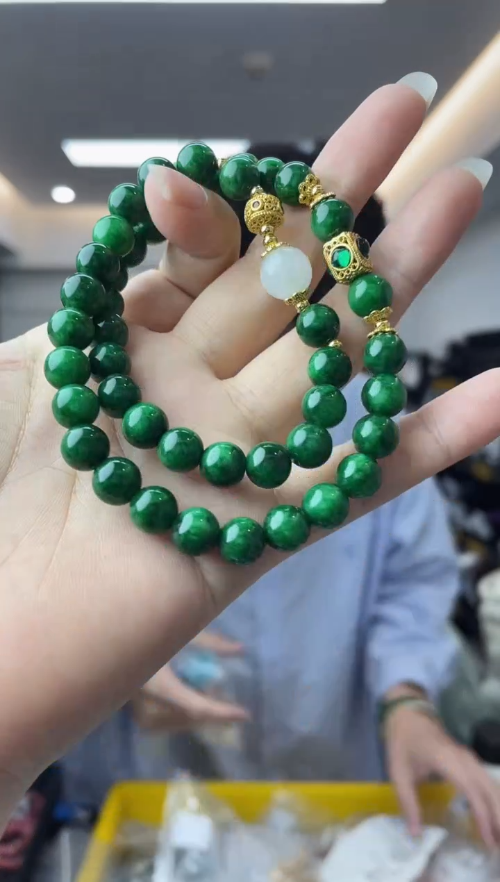 【闪购商品】未镶嵌翡翠手链多样性一件发货