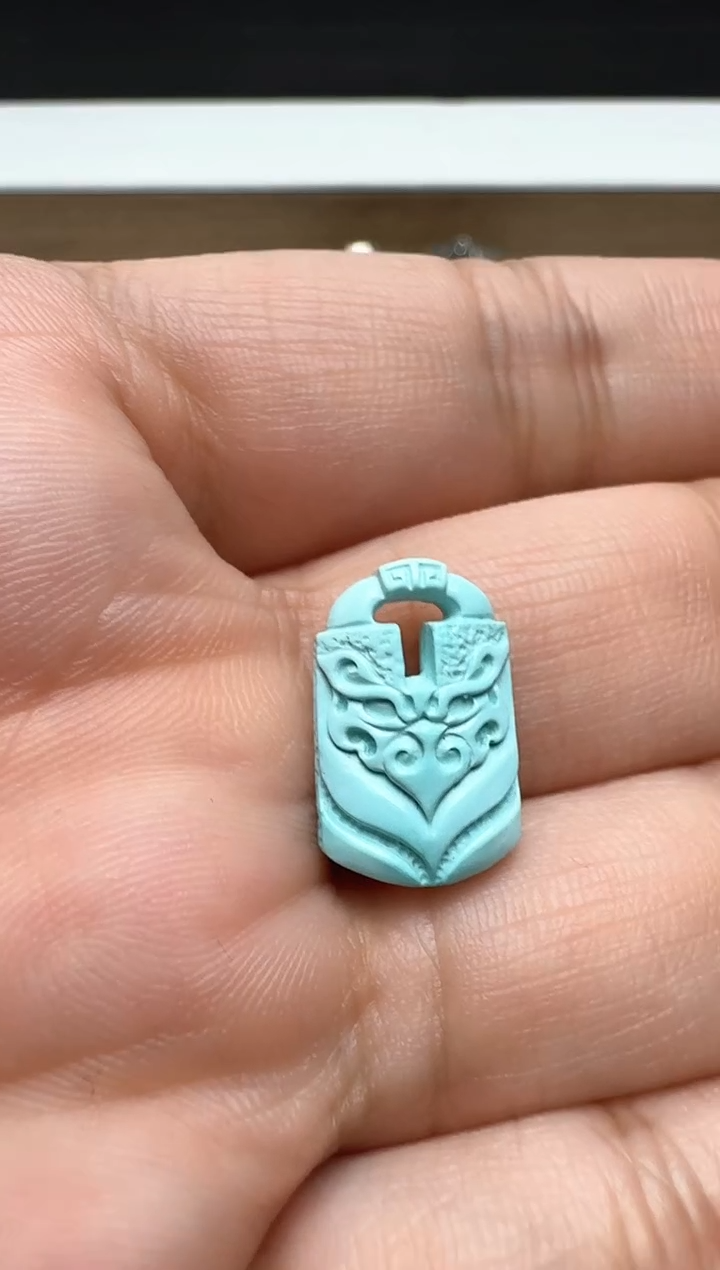 【闪购商品】绿松石饕餮牌未镶嵌