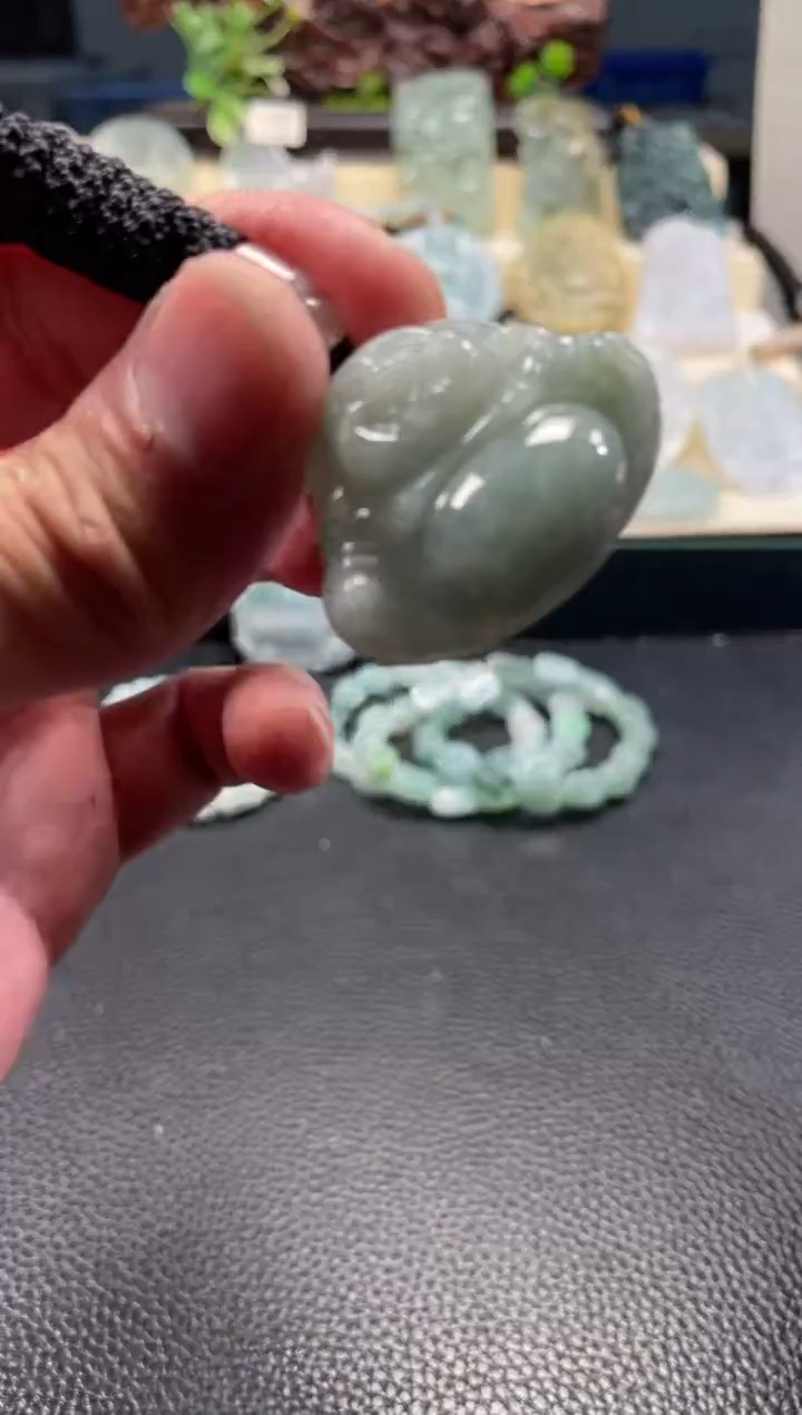 颈饰未镶嵌翡翠12/27/211