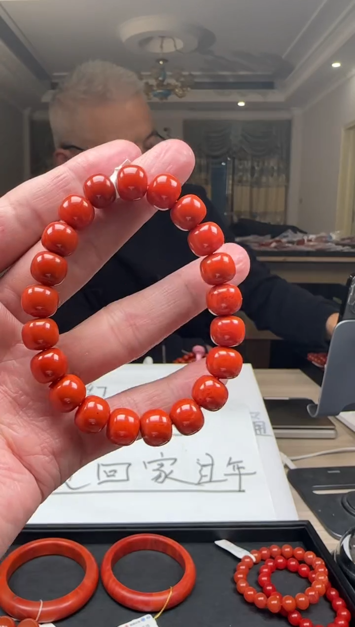 【闪购商品】南红玛瑙10mm瓦西手串老型未镶嵌多样性发一件