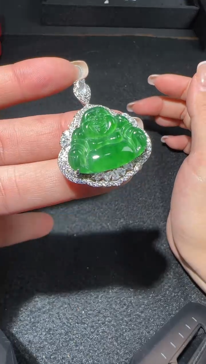 【闪购商品】翡翠吊坠(赠链)未镶嵌多样性发货拍一发一