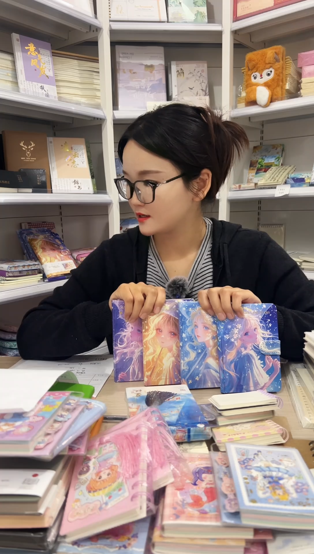18元4本64K磁扣彩页美少女小号