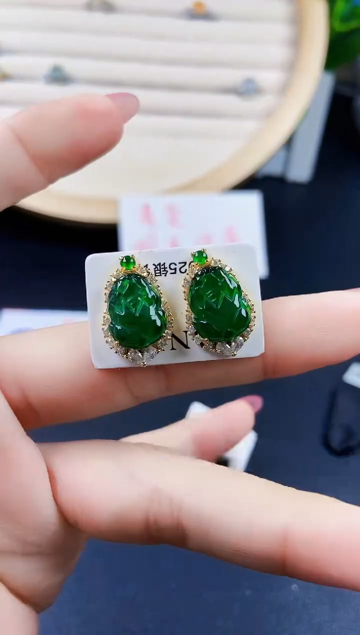 【闪购商品】翡翠耳饰银S925镶嵌120120120