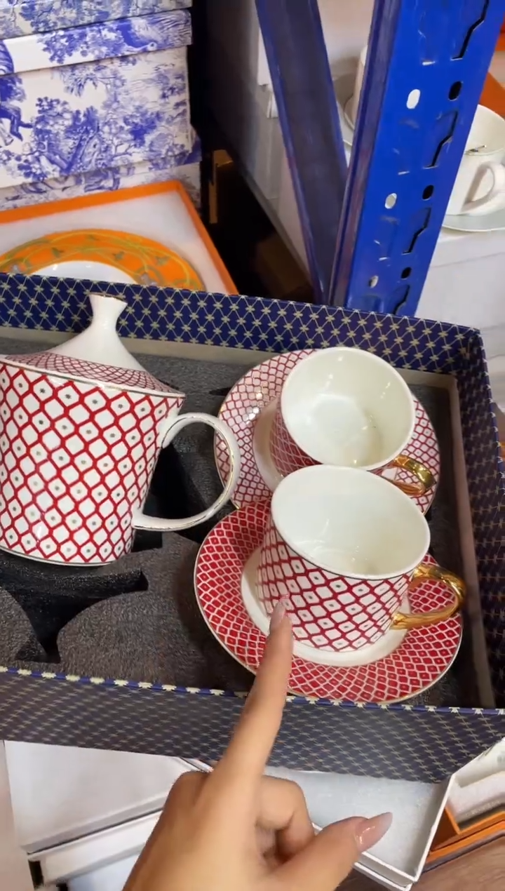 杯鸿辉家品牌瓷器，京东包邮！