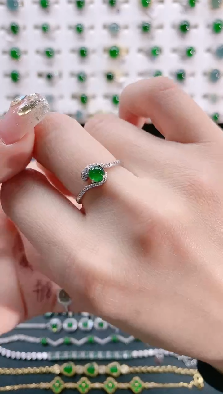 【闪购商品】翡翠戒指银S925镶嵌天然翡翠