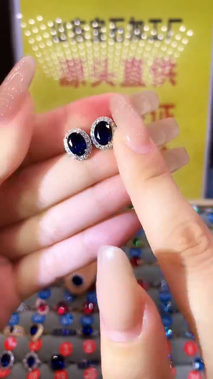 蓝宝石耳饰银S925镶嵌.......