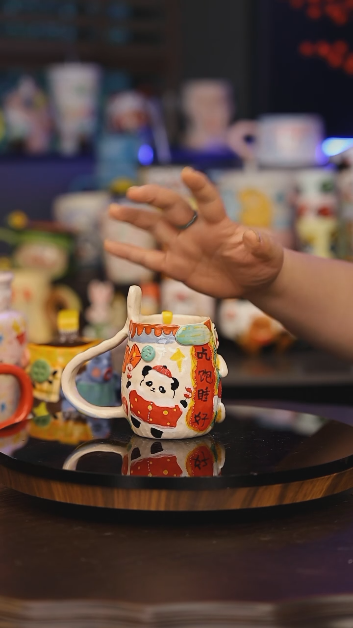 【闪购商品】摆件景德镇釉下彩绘设计师款式陶瓷