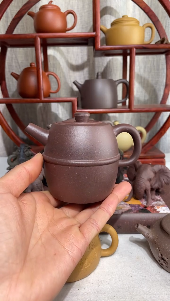 【闪购商品】紫砂茶壶微瑕台西底槽青手工泥束腰井栏220cc