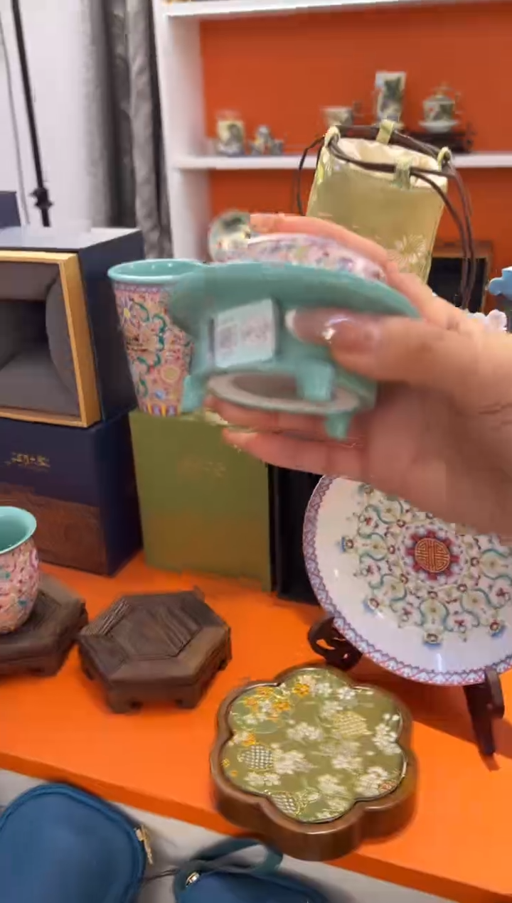 瓷片小乔闪购链接