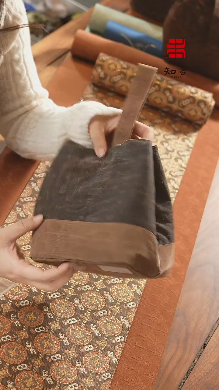 【闪购商品】壶袋.............