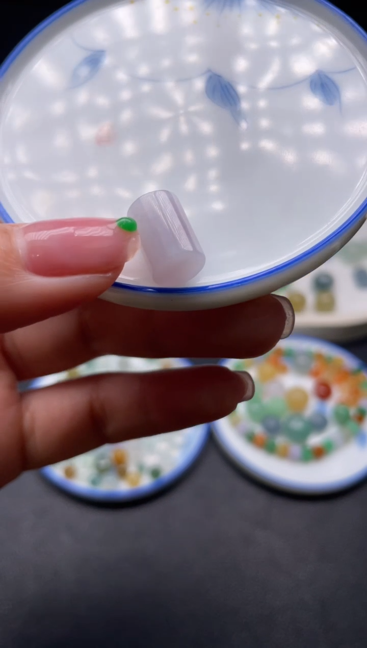 【闪购商品】翡翠颈饰未镶嵌啊A235