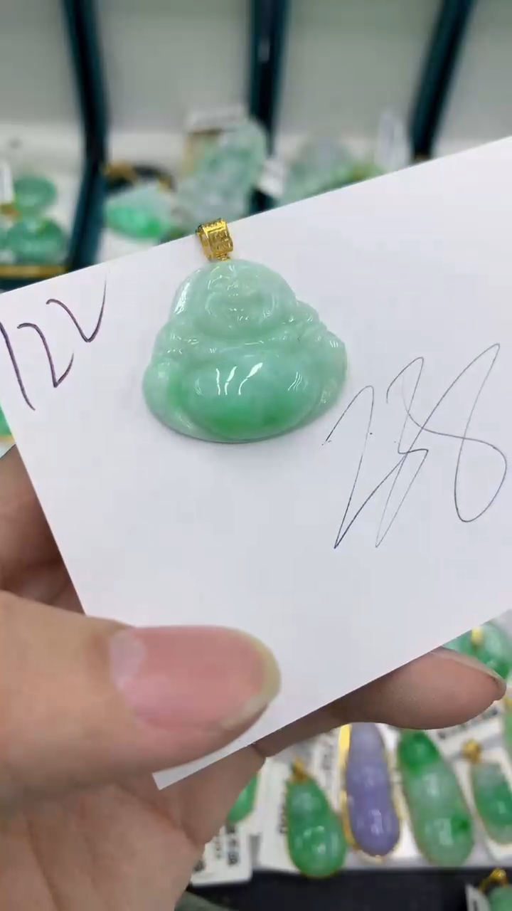 【闪购商品】翡翠颈饰18K金镶嵌翡翠