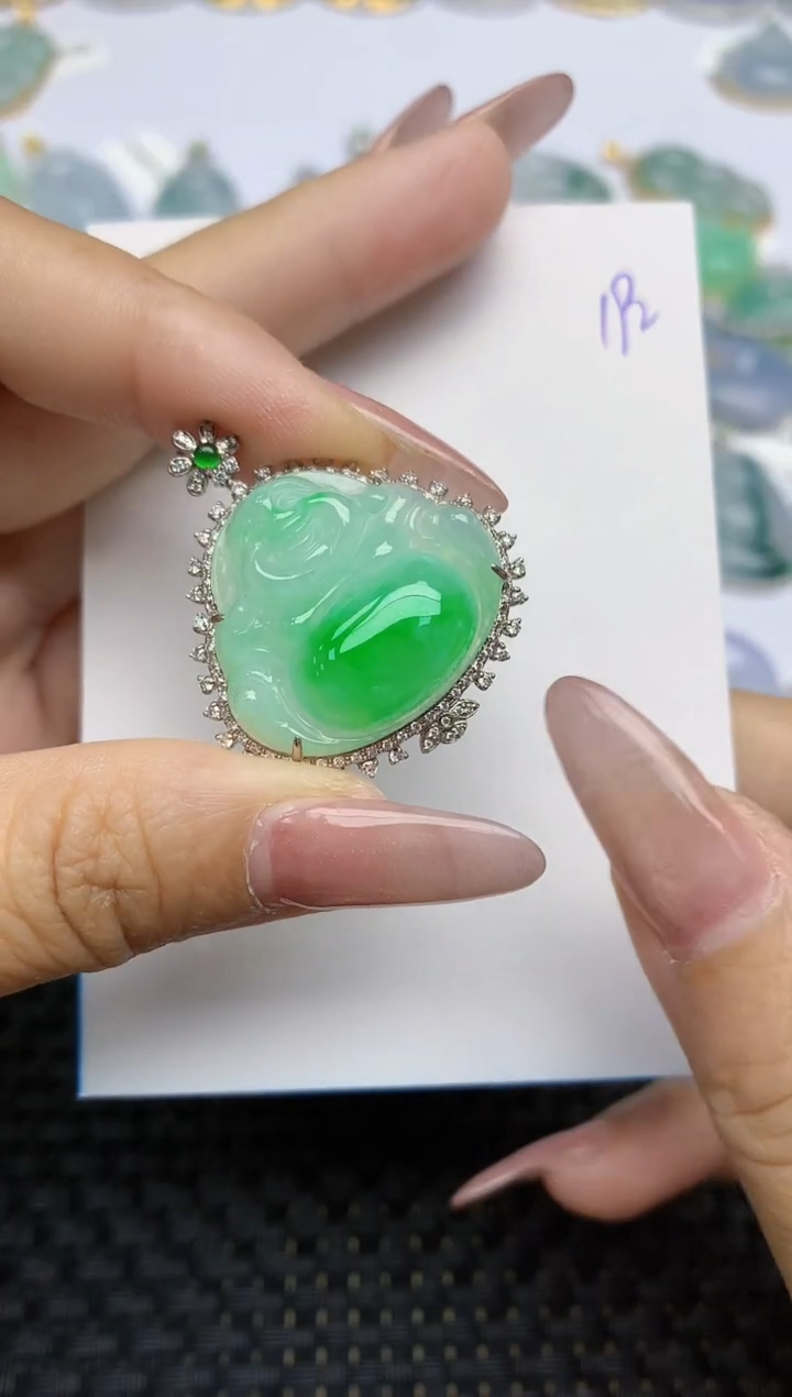 【闪购商品】翡翠颈饰18K金镶嵌天然A货翡翠 192