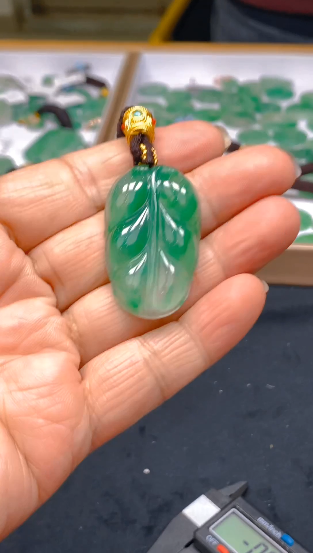 【闪购商品】石英质玉颈饰未镶嵌冰美人非洲翠A货，冰种055