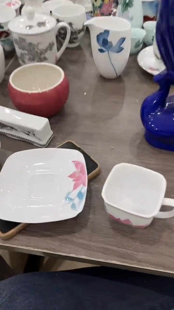 于*哈2碟1杯湖南醴陵釉下五彩陶瓷
