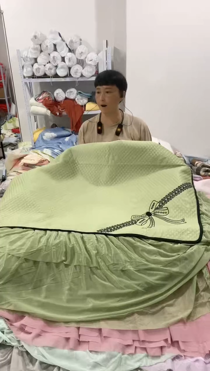 聚酯纤维2米  凉席三件套  颜色款式随机发  介意勿拍