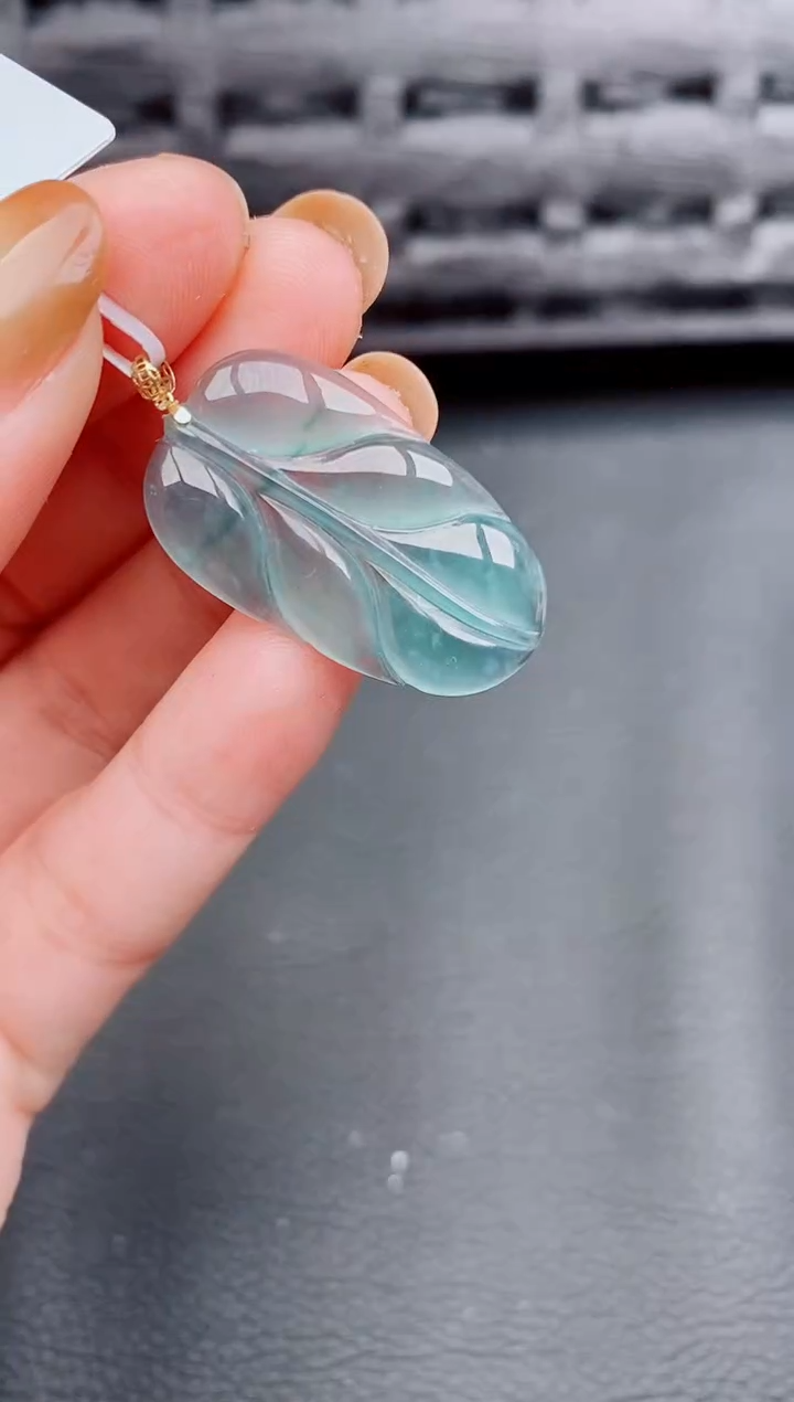 【闪购商品】翡翠颈饰18K金镶嵌天然a货翡翠364