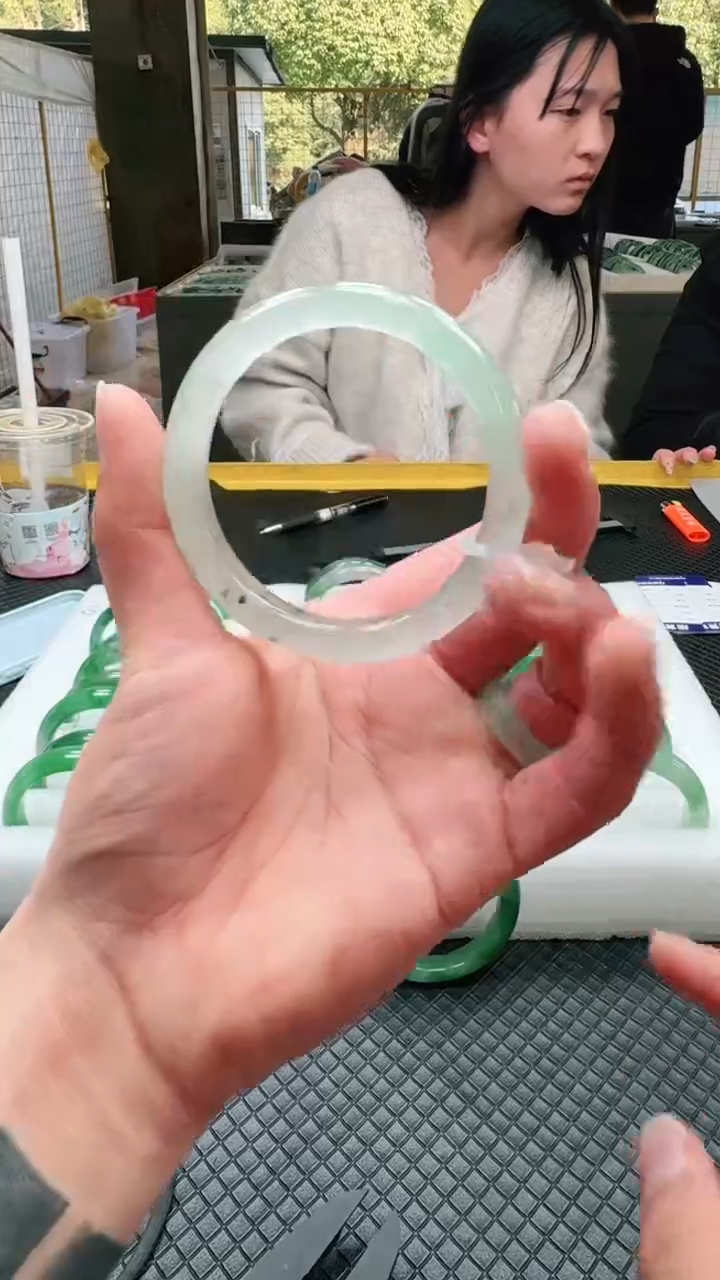 【闪购商品】石英质玉手镯未镶嵌1-天然非洲翠手镯