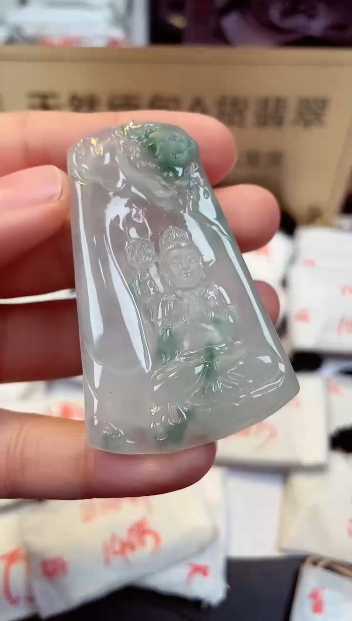 【闪购商品】翡翠颈饰未镶嵌天然缅甸翡翠A货