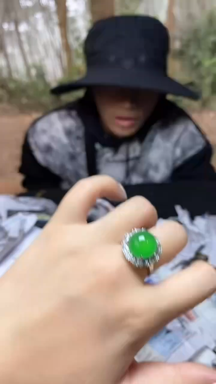 满色吊坠 所见即所得！！
