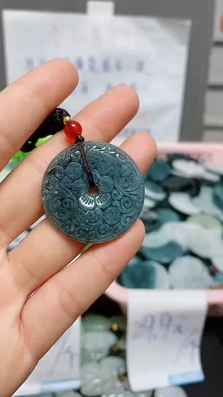 【闪购商品】翡翠颈饰未镶嵌天然翡翠A货