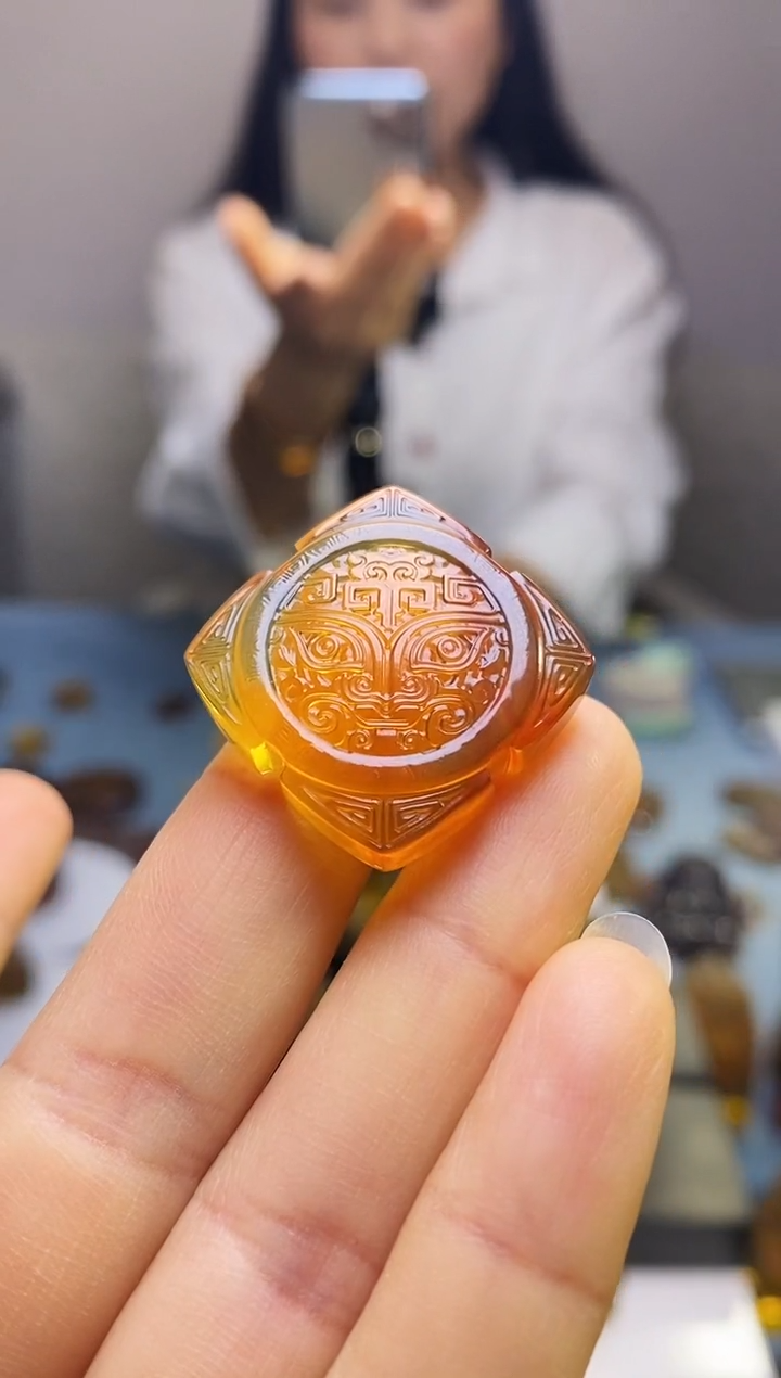 【闪购商品】琥珀颈饰未镶嵌SN4-17（貔貅四方扣）