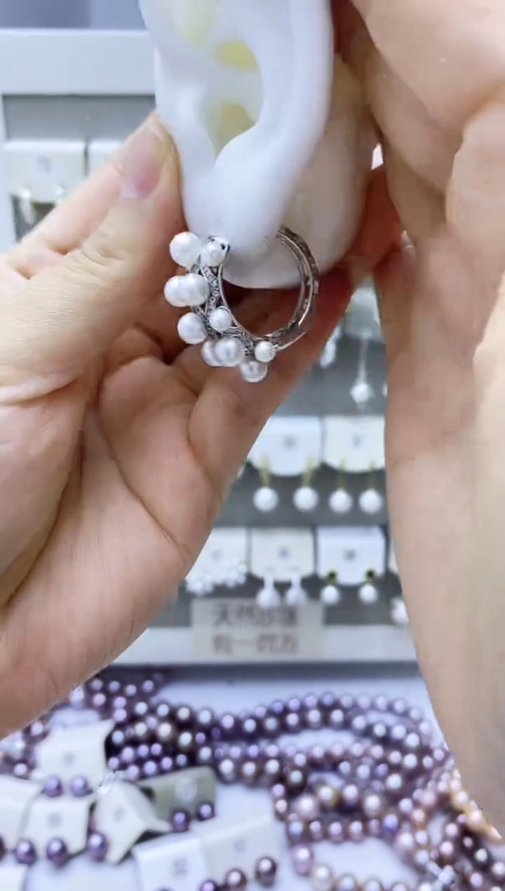 银S925镶嵌淡水珍珠耳饰172