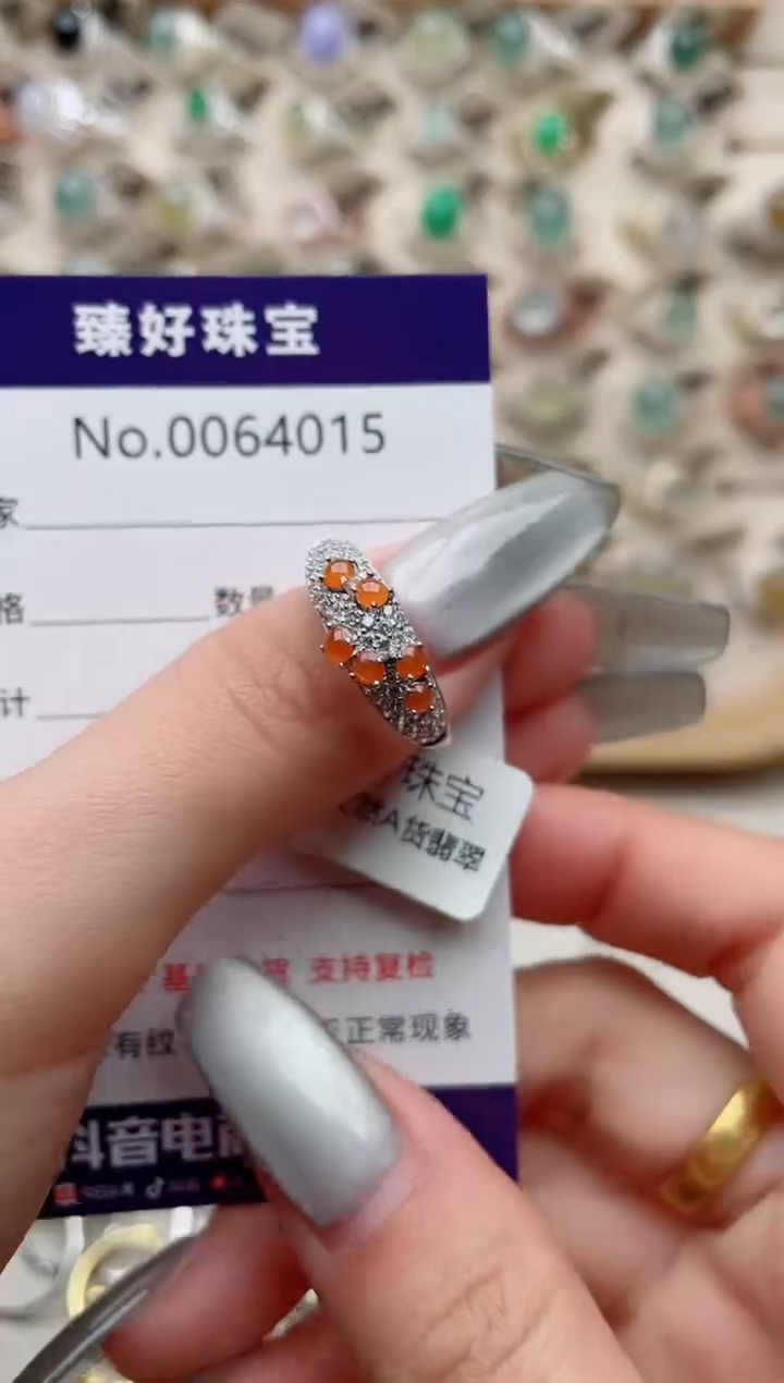 【闪购商品】翡翠戒指银S925镶嵌.........