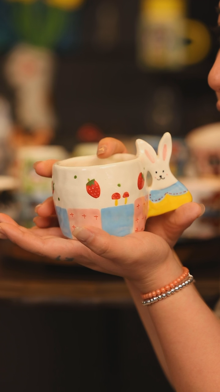 【闪购商品】摆件景德镇釉下彩绘设计师款陶瓷