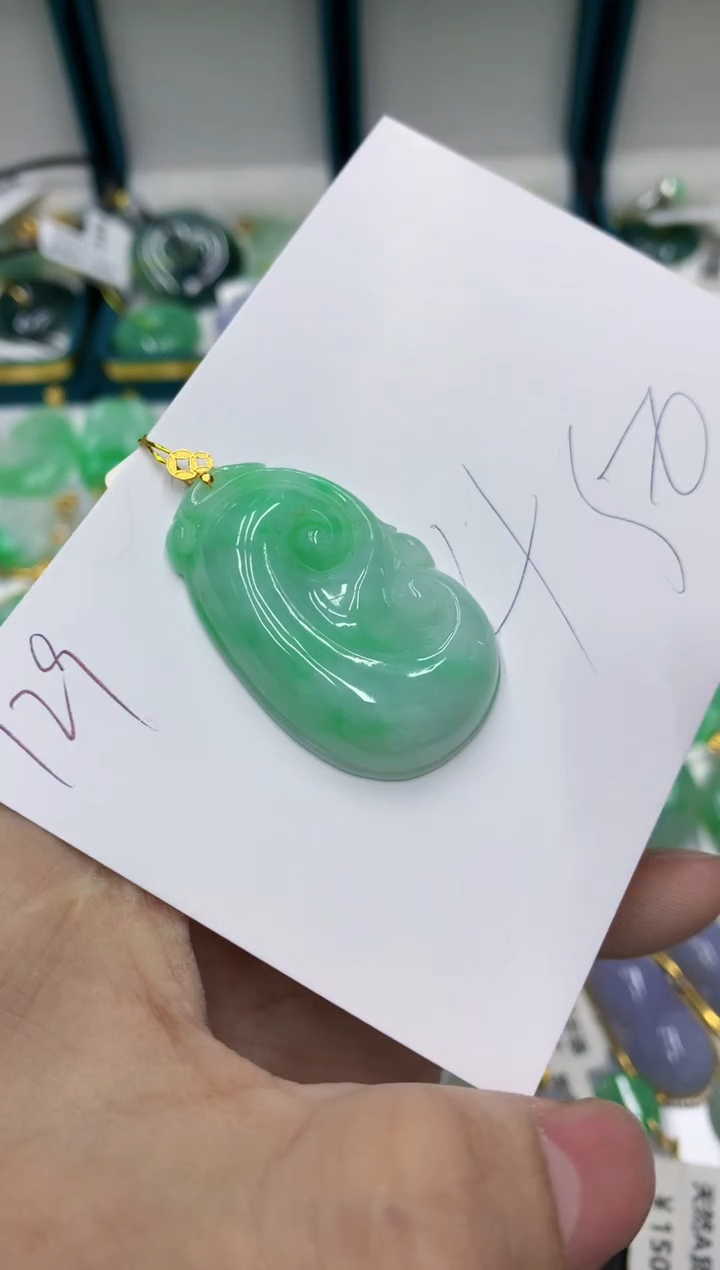 【闪购商品】翡翠颈饰18K金镶嵌号链接11111