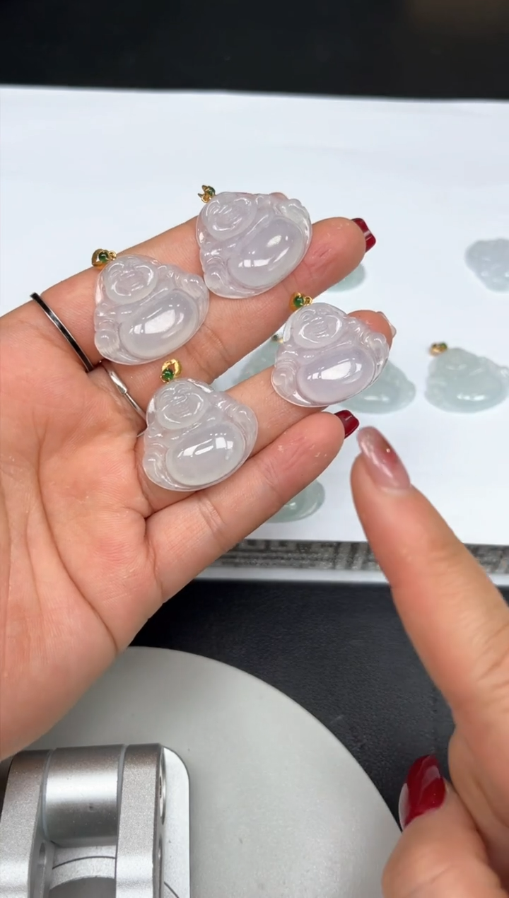 【闪购商品】翡翠颈饰18K金镶嵌冰佛公多样性发一