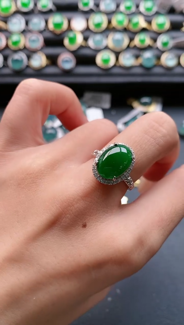 【闪购商品】翡翠戒指银S925镶嵌111111