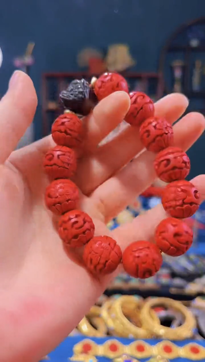 【闪购商品】非遗绝技 雕漆花卉手串