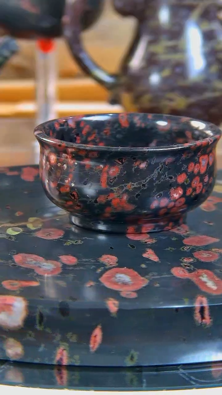 奢上奢梅花玉茶具