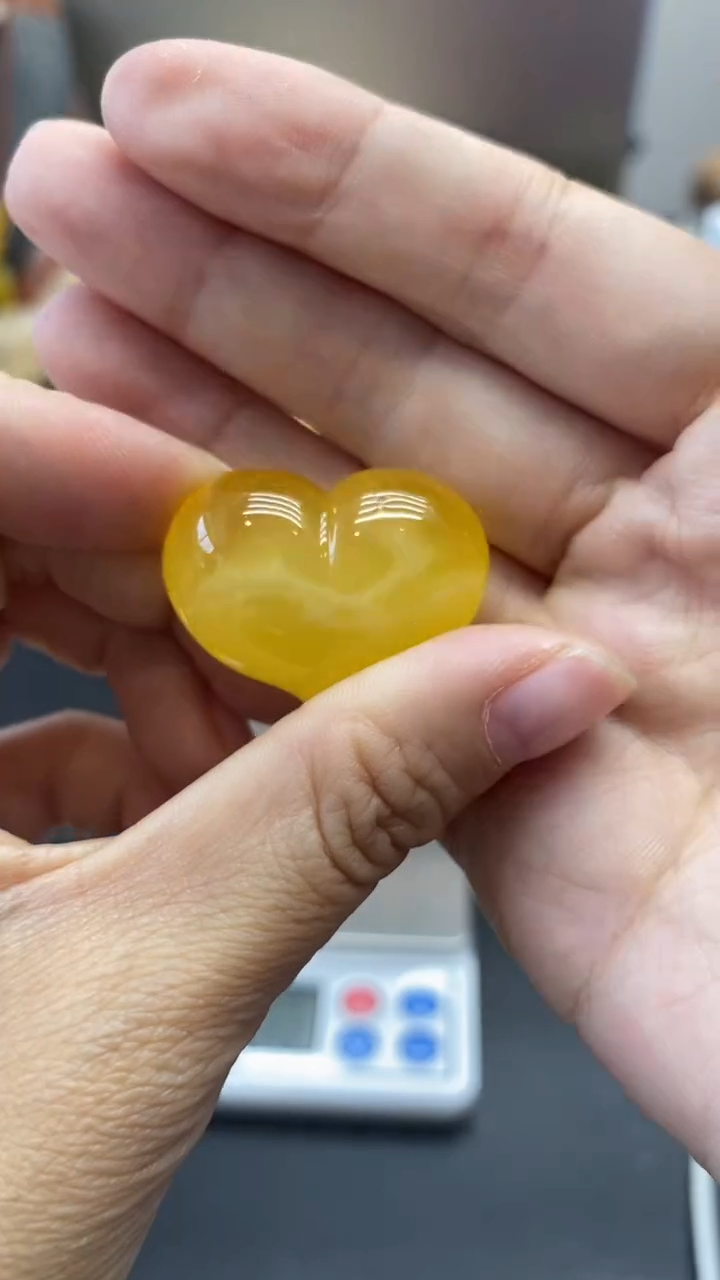 琥珀未镶嵌珠宝奇石2531