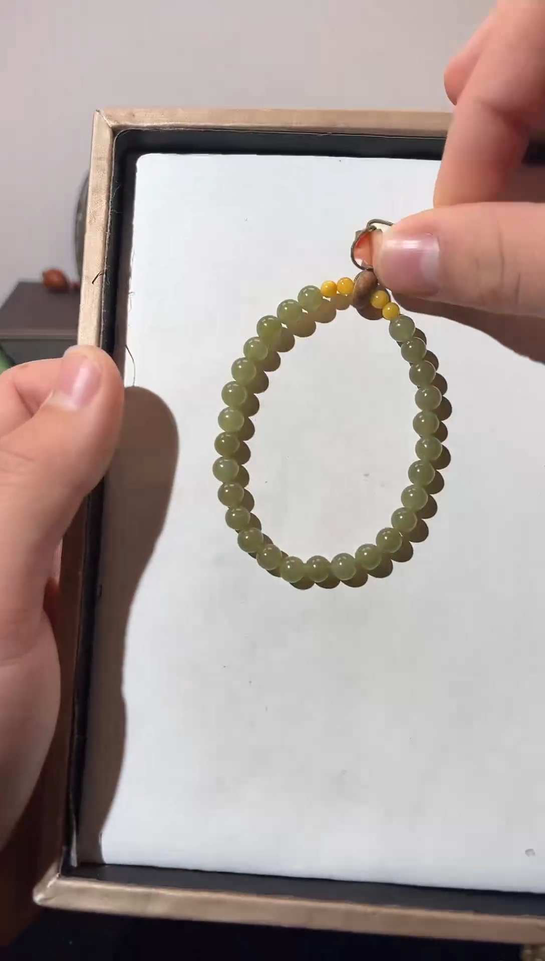 未镶嵌和田玉挂件手串