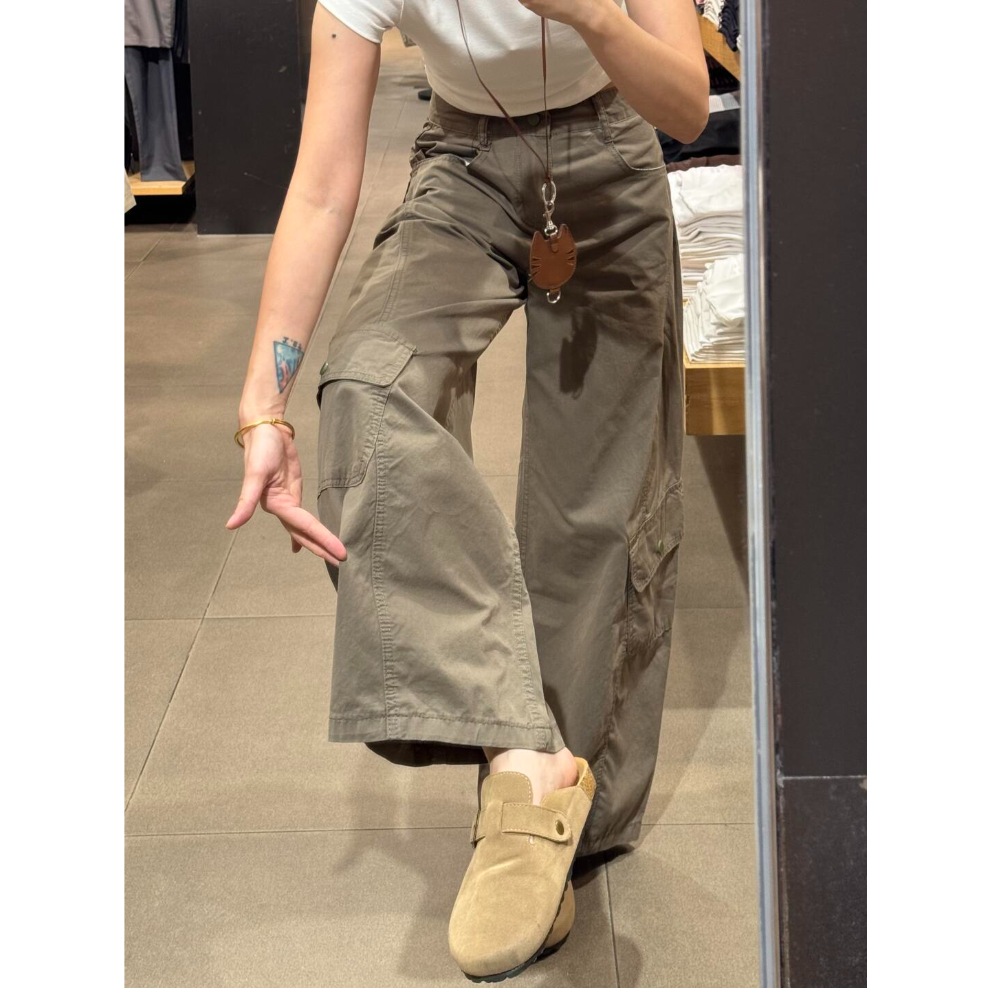 美式复古阔腿弯刀牛仔裤女秋季设计感高腰宽松直筒休闲工装裤