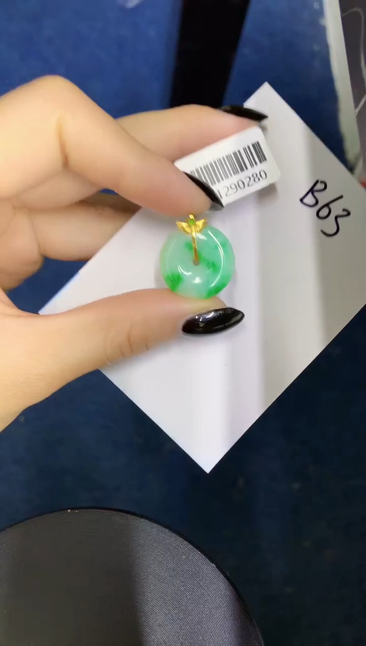 【闪购商品】翡翠颈饰18K金镶嵌000000000