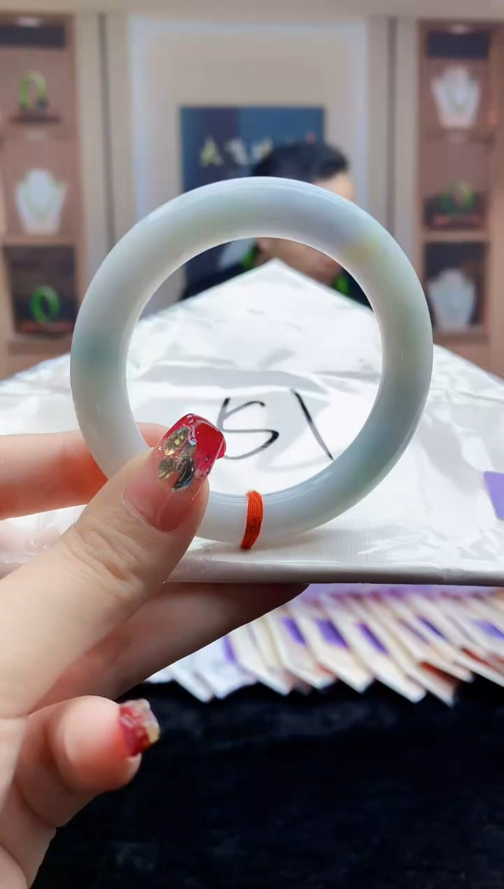 【闪购商品】翡翠手镯未镶嵌   H10-16