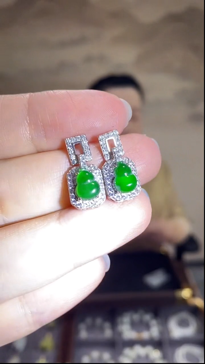 银S925镶嵌翡翠耳饰EZ4401